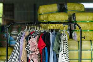 <span class=keywords><strong>Ropa</strong></span> Usada <span class=keywords><strong>de</strong></span> Verano <span class=keywords><strong>de</strong></span> Alta Calidad y Bajo Precio <span class=keywords><strong>de</strong></span> la Marca C02 Ldxq, Venta al por Mayor a Granel, Camisas, Vestidos, Pantalones, Faldas, <span class=keywords><strong>Ropa</strong></span> <span class=keywords><strong>Infantil</strong></span> Mixta - Product Image 5