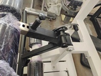 Machine à fessiers à charge libre pour entraînement de force des jambes en salle de sport commerciale