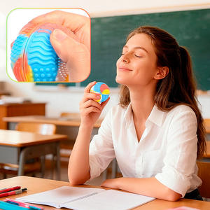 Balle en silicone pour la force des doigts, jouet sensoriel anti-stress, pierre de massage tactile, jouet de relaxation - Product Image 5