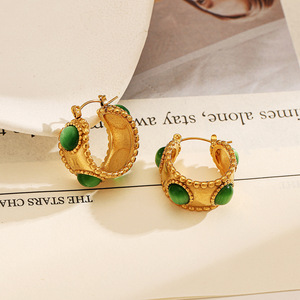 Pendientes de Aro Chapados en Oro con Piedra Verde Engastada, Joyería de Fiesta, Pendientes de Moda para Mujer, Diseño Geométrico en Forma de U - Product Image 3