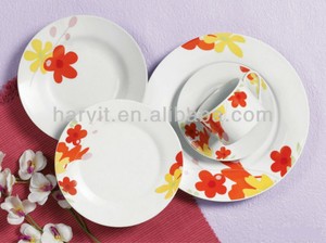 <span class=keywords><strong>Juego</strong></span> <span class=keywords><strong>de</strong></span> Vajilla Redonda <span class=keywords><strong>de</strong></span> Porcelana con Diseños <span class=keywords><strong>de</strong></span> Flores Rojas, Apto para Lavavajillas, Forma <span class=keywords><strong>de</strong></span> Borde Plano, para Uso Familiar y en Restaurantes - Product Image 3