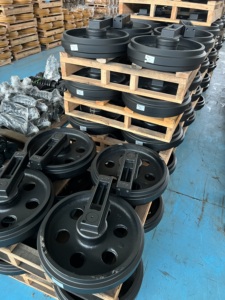 दबाने वाले कन्वेयर फ्रंट एडलर हाउसिंग व्हील अंडरकैरिज पार्ट्स लिबहेर बुलडोजर के लिए अंडरकैरिज पार्ट्स - Product Image 5