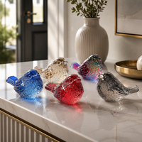 Ornement de bureau oiseau en cristal blanc de luxe léger, sculpture animale colorée, marque Ziyi, emballage boîte en papier, décoration de table pour entrée