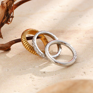 Anello Triplo Impilabile Dreamshow in Acciaio Inossidabile Placcato Oro, Anelli con Fascia in Zirconi Bicolore, Gioielli per Donne - Product Image 3
