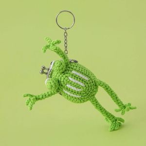 Porte-monnaie en crochet vert frais, motif flocon de neige, tissé au fil, sac rigide suspendu sécurisé pour Noël, motif grenouille à longues pattes - Product Image 5