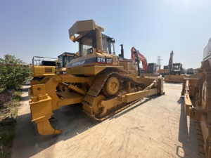 Precio de Fábrica, Bulldozer CAT Caterpillar D7H Usado, con Cabrestante, Cuchilla Hidráulica, Tractor de Orugas Caterpillar D7H de Segunda Mano - Product Image 2