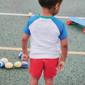 OA 60 Días OEM ODM OBM Conjunto de Verano para Niño 100% Algodón con Estampado de Cohete, Camiseta de Manga Corta y Pantalones Cortos, Conjunto de 2 Piezas - Product Image 2