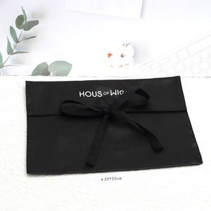 Bolsa de Satén con Lazo para Empacar Ropa Interior con Logotipo Personalizado, Bolsa de Seda Negra de Lujo para Guardar Pelucas con Solapa Protectora - Product Image 5