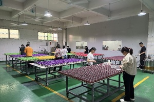 Lot de Bougies Personnalisées Bio Naturelles Sauge Lavande, Parfumées au Soja, Luxe avec Cristal de Quartz, Spirituelles, Coffret Cadeau - Product Image 6