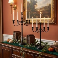 Candélabre Rétro en Fer à 5 Têtes, Porte-Bougie Haut Multicolore pour Décoration de Table, Mariage, Événement, Fête, Dîner