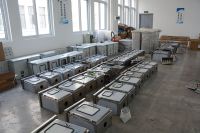 Caja Combinadora Trifásica de CA para Paneles Solares Fotovoltaicos, Accesorios de Caja de Conexión de Energía, Caja de Hierro DC 2 Entradas 2 Salidas IP55 400V para Uso Exterior