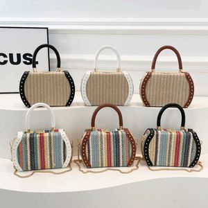 Fashionable Lady's Style Handbag. With a Chain. Made of High-quality PU Material in a <b>square</b> Shape.6216 - Product Image 1