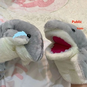 Petit requin main marionnette gant peluche peluche poupée douce avec bouche mobile pour le soulagement du Stress cadeau d'anniversaire étrange - Product Image 5
