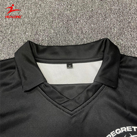 Maillot de football rétro personnalisé pour homme, nouveau design, manches courtes, motif imprimé par transfert thermique, respirant, 100% polyester tricoté