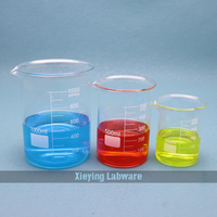 Bécher de laboratoire en verre borosilicaté de 1000ml de forme haute et robuste avec graduations et bec verseur