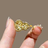 Broche Gourde Rouge Dorée Émail Floral Micro-Pavé Zircon Épingle de Revers pour Femme