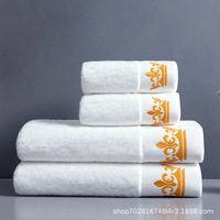 Luxus-Hotel-Handtuchset 100% Baumwolle 700GSM 70x140cm Weiß mit Individuellem Logo Hohe GSM für Spa, Pool und Strandresorts