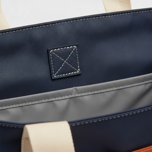 Sac de transport de pickleball Base-Block avec compartiment à chaussures, capacité de 2 raquettes, revêtement mat, recyclé, logo personnalisé, vente en gros - Product Image 4