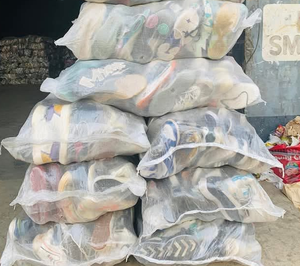 <span class=keywords><strong>Scarpe</strong></span> da <span class=keywords><strong>Donna</strong></span> <span class=keywords><strong>di</strong></span> Marca Usate all'Ingrosso, Sneakers <span class=keywords><strong>di</strong></span> Seconda Mano alla Moda per Signore, Qualità <span class=keywords><strong>di</strong></span> Grado A - Product Image 3