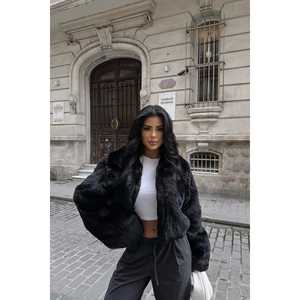 Abrigo largo de piel sintética negra con decoración de estampado vintage, tela de lana teñida, exterior de seda, corte ajustado, relleno de algodón de camello - Product Image 3