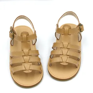 Großhandel kunden spezifische Schuhe Mode glattes Leder Jungen Kinder flache Sandalen Stil Schuhe