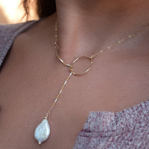 สร้อยคอไข่มุกน้ำจืดแบบลาริเอท, สร้อยคอจี้รูปแถบโมเบียส, สร้อยคอจี้รูปหยดน้ำจากหินธรรมชาติ - Product Image 4