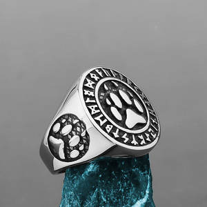 Anillos Vintage Resistentes al Agua de Buena Calidad, Anillo de Garra de Oso con Runas Vikingas de Acero Inoxidable 316L para Hombre - Product Image 3