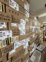 Switch Jaringan Cisco Catalyst 9300 Seri Lapisan 3 48-port PoE Uplink C9300-48P-E Asli