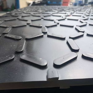 บริการตัดแผ่นรองพื้น UHMWPE ขนาด 1220x2440 มม. หนา 12.5-15 มม. สำหรับเข้าถึงพื้นที่ที่เข้าถึงยาก เช่น หนองน้ำ พื้นที่ชุ่มน้ำ - Product Image 2