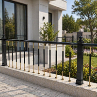 Balustrade de clôture en alliage d'aluminium traité thermiquement, résistant à la rouille, résistant aux intempéries, avec revêtement en poudre