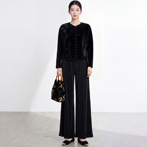 Ensemble deux pièces plissé Miyake de haute qualité pour femme, uni, décontracté, avec appliques, coupe ample, en polyester respirant, tendance - Product Image 3