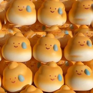 ของเล่นบีบคลายเครียดรูปอุจจาระ นุ่มมาก ทำจาก PU เหนียว บีบแล้วคืนตัวช้า เหมาะสำหรับเด็กและผู้ใหญ่ ของขวัญ - Product Image 3