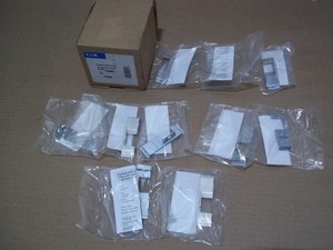 Nouvelle boîte de 10 dispositifs à commande PLC, systèmes de contrôle programmables d'automatisation industrielle, originaux et neufs - Product Image 1