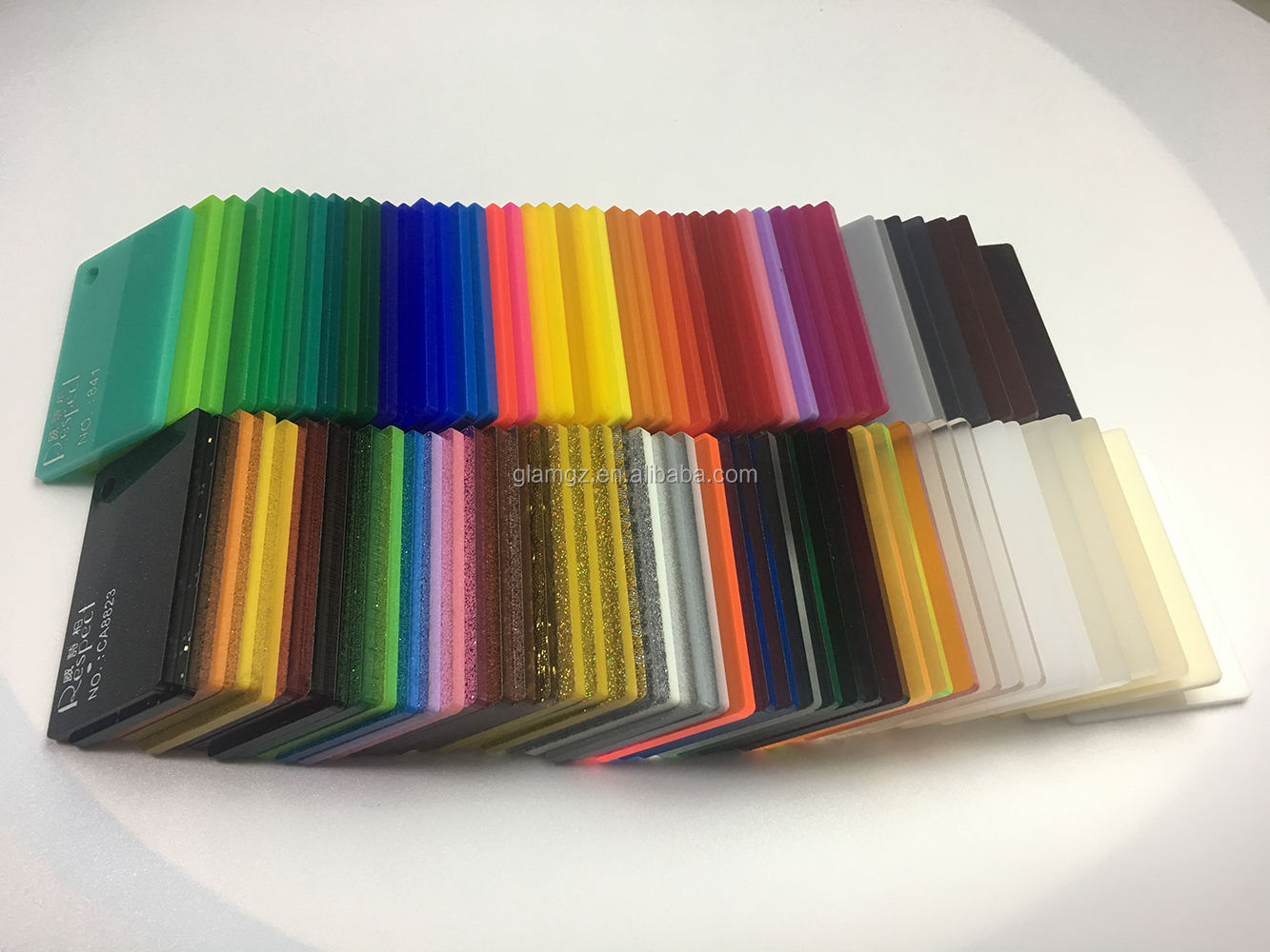 สีที่กำหนดเอง