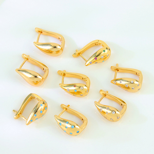 Boucles d'oreilles pendantes goutte d'eau au design tendance, plaquées or 21 carats, élégantes, en zircone italienne, à clipser, pour femme, usage quotidien - Product Image 4