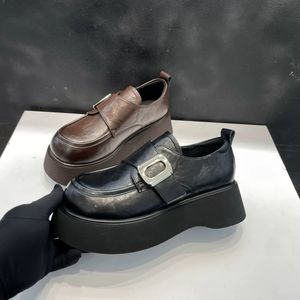 2025 printemps Style britannique femmes chaussures en cuir unique européen à semelles épaisses mocassins à grosse tête avec pour Velcro pour jupes d'automne - Product Image 4