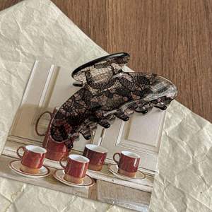 Pinces à cheveux demi-rondes décontractées pour femmes, motif géométrique coréen en maille, pour l'été - Product Image 3