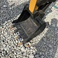 Diskon besar 2,6ton Mini SY26U tangan kedua SY26U crawler hidrolik ekskavator backhoe 90% baru 55c 35u 60c