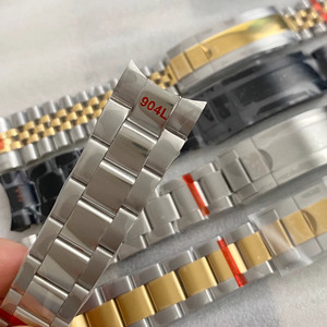 Correa de Repuesto de Acero Inoxidable Sólido 316L de 20 mm, Nuevo Estilo al Por Mayor con Extremo Curvo y Eslabones de Tornillo para Reloj de Pulsera - Product Image 5