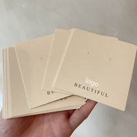 Porte-cartes en papier de différentes tailles avec logo personnalisé pour bijoux carte à bijoux suspendue en carton étiquette volante carte de remerciement pour boucle d'oreille