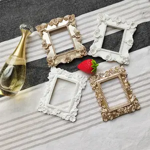 SYLWAN OEM Vintage Mini Resin Photo Frame European Photo Props For Ear Nail Art Necklace Jewelry Display Square Bronze