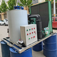 Machine à glaçons commerciale à économie d'énergie, refroidie par eau, avec moteur de précision en acier inoxydable 304 pour supermarchés et hôtels