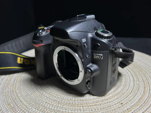 Cámara <span class=keywords><strong>para</strong></span> <span class=keywords><strong>Principiantes</strong></span> Usada, Nikon D80, 10.2MP, APS-C, Cámara Réflex Digital de Lente Única - Product Image 4
