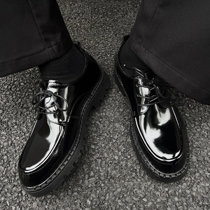 Zapatos Casuales Formales de Hombre de Caña Baja con Acabado Brillante, Estilo Británico Maduro, de Cuero Charol y Piel de Vacuno Corregida, Calzado de Negocios - Product Image 4