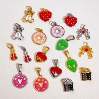 Personnalisé En Acier Inoxydable Diy Femmes Voyage Lune Étoile Océan Homard Pendentifs Charmes 18k 24k Plaqué Or Étanche Designer Charmes