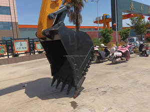 Excavatrice sur chenilles Hyundai 305LC-9T d'occasion, 30 tonnes, modèle 2023, capacité de la benne de 1,5 m³, à vendre en Corée - Product Image 4