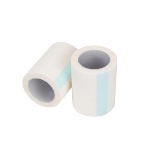Bande adhésive non tissée de qualité hospitalière pour usage médical et infirmier, facile à déchirer, hypoallergénique, douce pour la peau - Product Image 1
