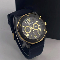 Montre de sport de luxe pour hommes, bicolore, noir et or, chronographe, multi-calendrier, aiguilles lumineuses, étanche à 100M, bracelet en caoutchouc
