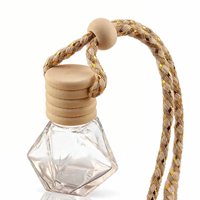 Botol Parfum Mobil Kaca Bentuk Berlian 8ml, Botol Pengharum Ruangan Kosong Isi Ulang dengan Tutup Kayu, Diffuser Minyak Esensial