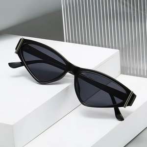 Gafas de Sol Retro 2025 con Logotipo Personalizado, Color Caramelo, Metálicas, UV400, Montura Pequeña, Estilo Ojo de Gato, para Hombre y Mujer - Product Image 3